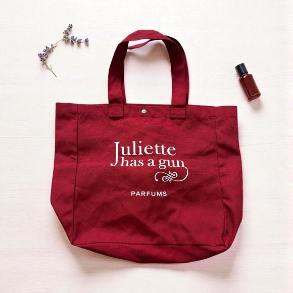 JULIETTE HAS A GN Iconic Red Canvas Tote Bag NEW NWOT - Picture 1 of 7